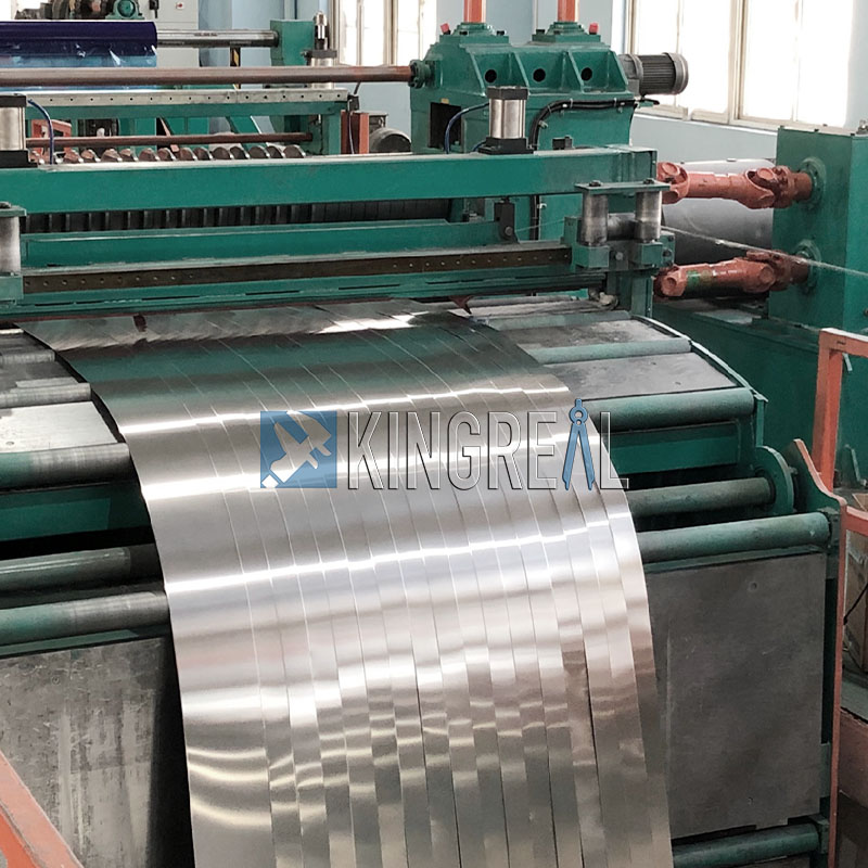 Apa keuntungan dari slitter aluminium yang disesuaikan?